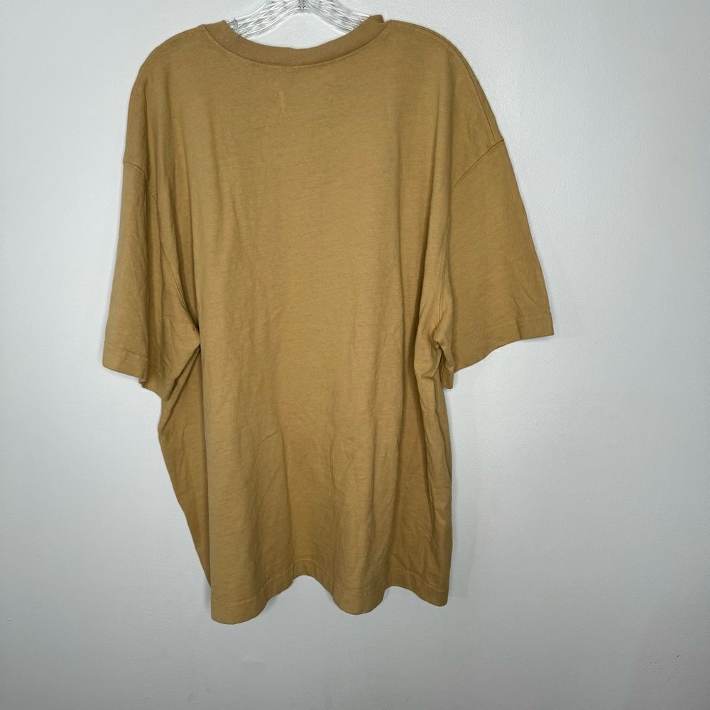 Yellow Label tan tee - Picture 5 of 5